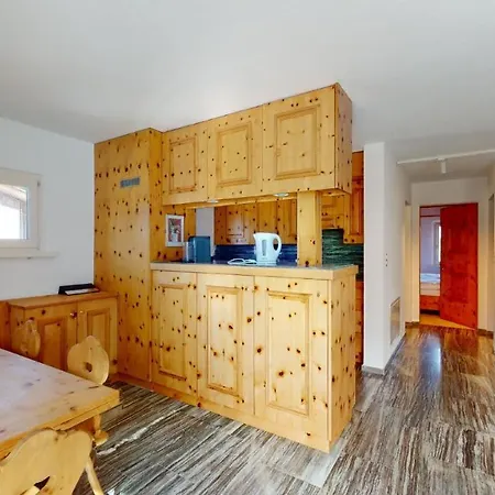 Abitaziun Curtins 1 6 - Chamues-ch * La Punt-Chamues-ch