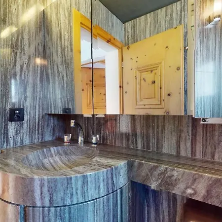 Abitaziun Curtins 1 6 - Chamues-ch * La Punt-Chamues-ch