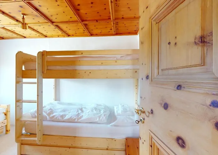 Apartamento Abitaziun Curtins 1 6 - Chamues-ch *