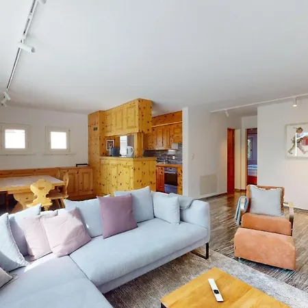 Abitaziun Curtins 1 6 - Chamues-ch Apartment La Punt-Chamues-ch